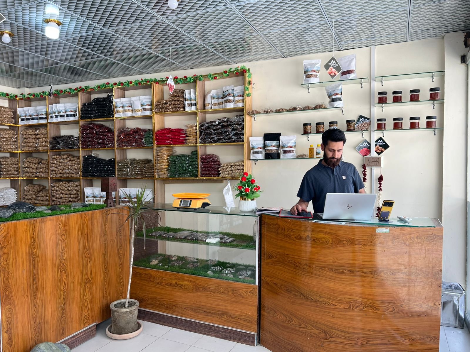 Mosavir Hussain bulk dry fruit and herbal supply